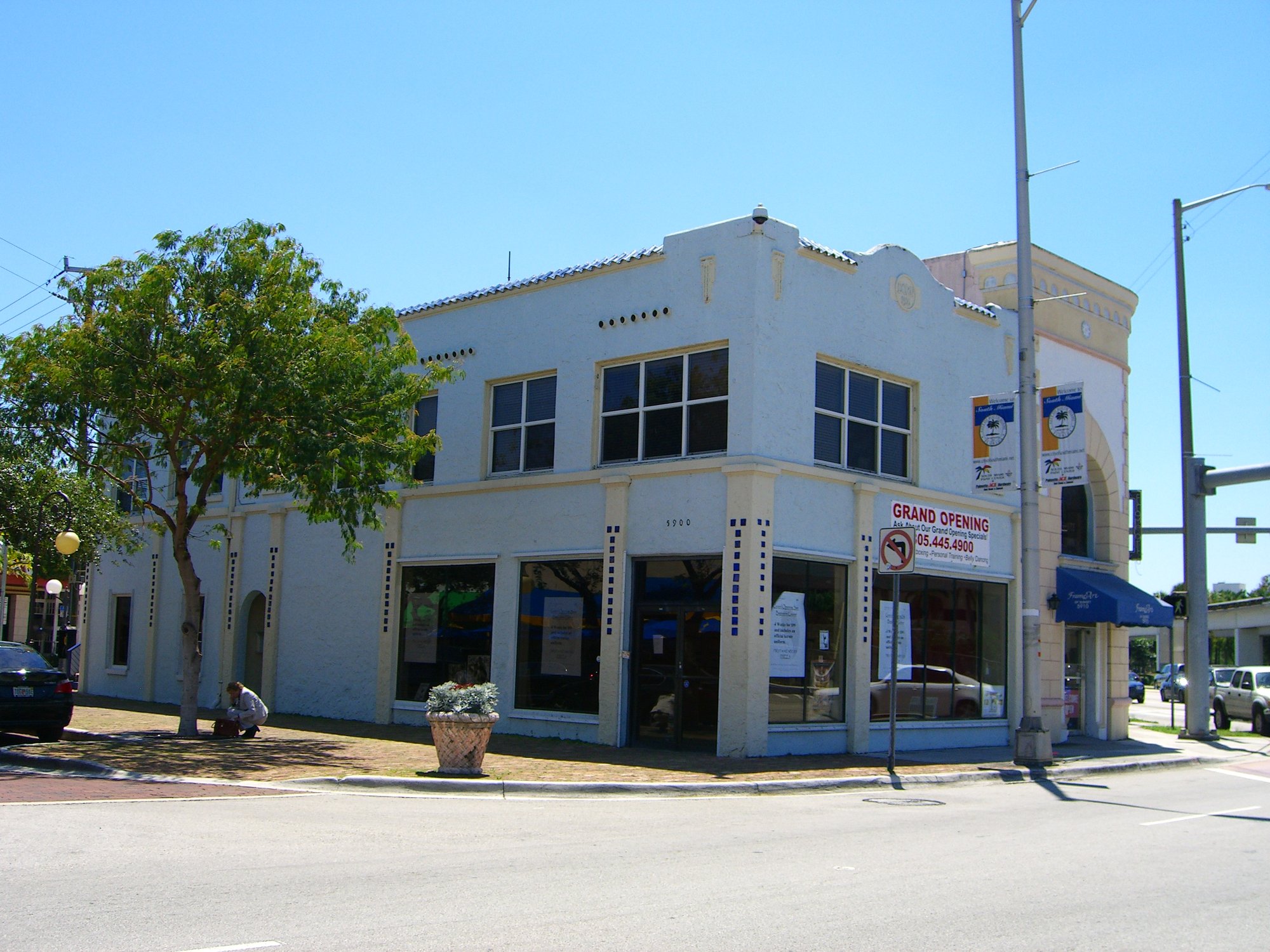 Amster Corner