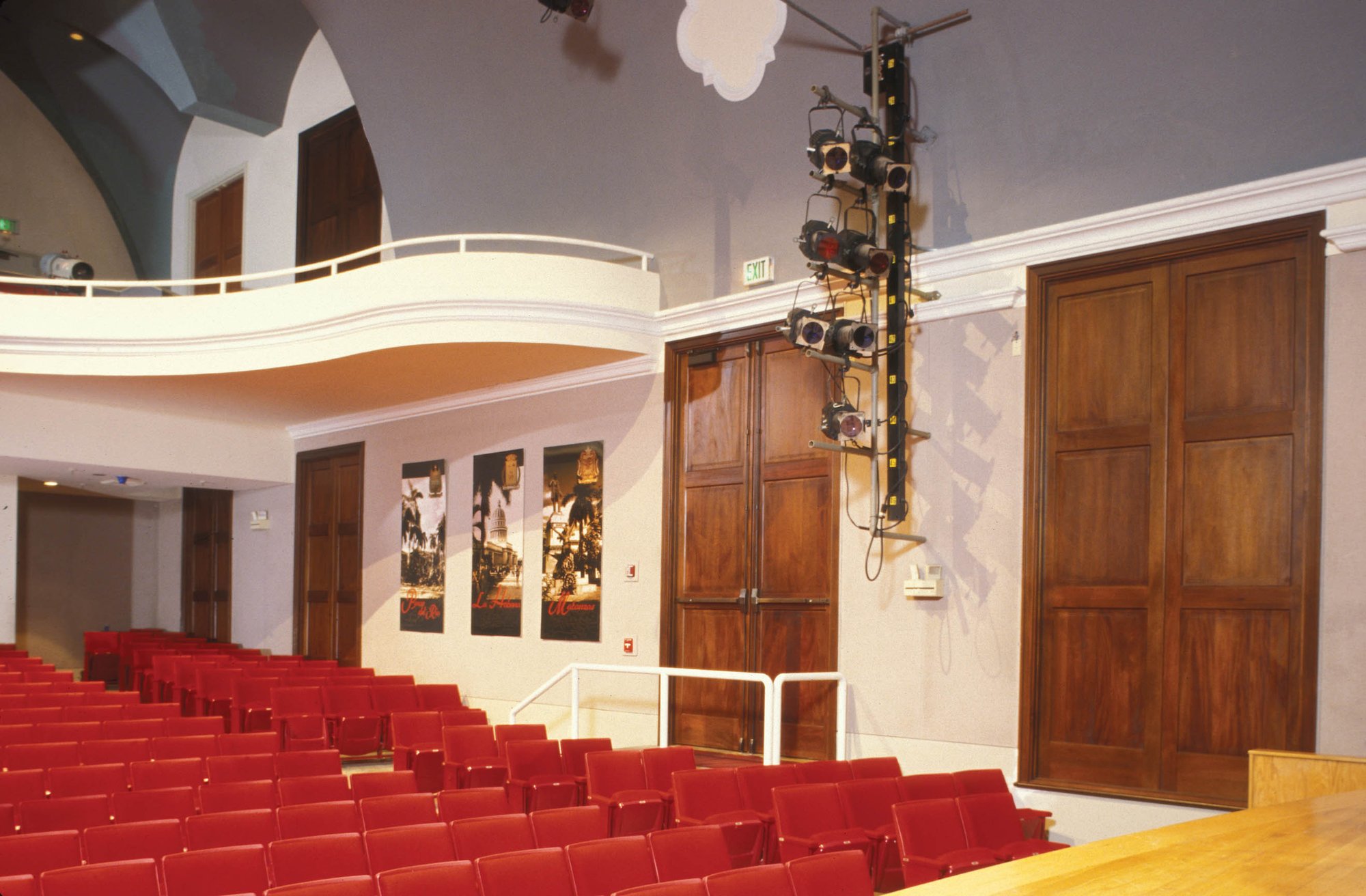 San Carlos Theater LG